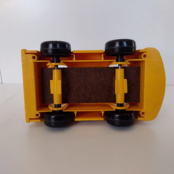 Vintage Little People Nursery School Yellow Bus 1980s Seats 5 People, 3.5" x 7" - Picture 8 of 10